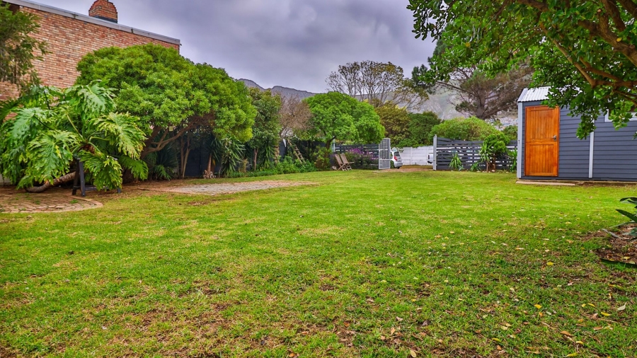 1 Bedroom Property for Sale in Kleinmond Western Cape